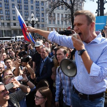 Alexei Navalny’s body handed over to family