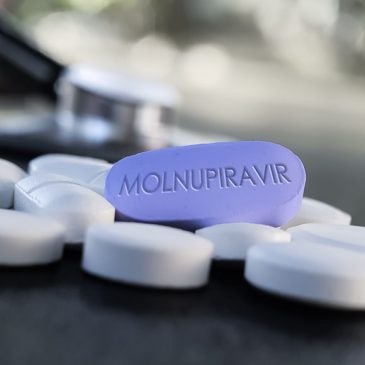 New Experimental COVID-19 Pill “Molnupiravir” Reduces Hospitalizations, Deaths By Half; Same Manufacturer of “Ivermectin”