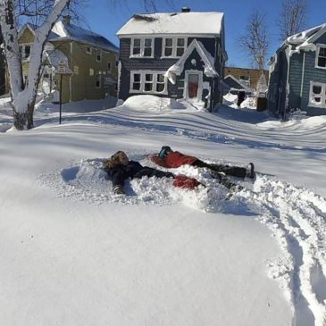 Frigid monster storm across U.S. claims at least 34 lives