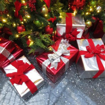 Unwrapping the truth: Parents navigating financial hardship during the holiday season