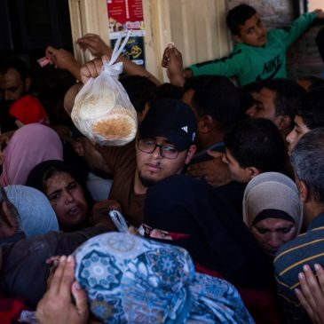 Gaza under Israeli siege: Bread lines, yellow water and nonstop explosions