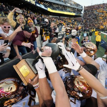 Gophers find a way to beat Iowa, 12-10, to grab Floyd of Rosedale trophy