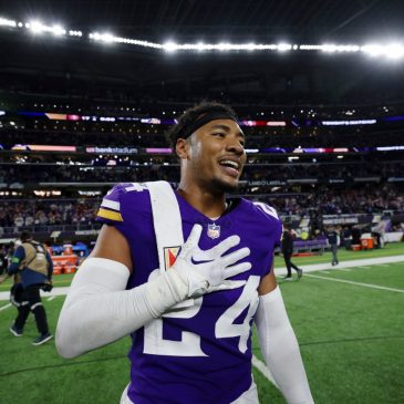 Vikings safety Cam Bynum is trying to get his wife to the U.S. His performance on Monday Night Football might help.