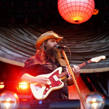 Country star Chris Stapleton will headline U.S. Bank Stadium in April