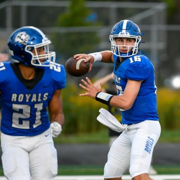 High School Football Roundup: Woodbury’s Bjellos tallies six first-half touchdowns in first-round playoff win over Buffalo