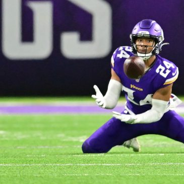 Vikings safety Cam Bynum named NFC Defensive Player of the Week