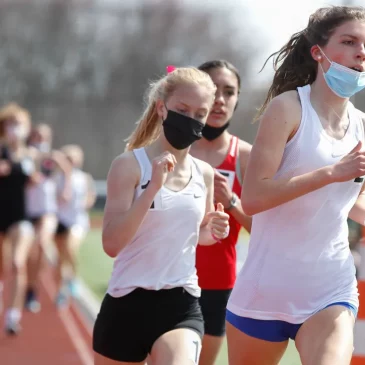 Quincy/North Quincy girls run to third at Dick Atkinson Invitational