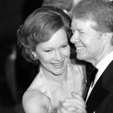 Former first lady Rosalynn Carter dies at 96