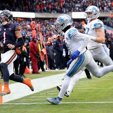 Column: Free play. Big win. How Justin Fields and the Chicago Bears turned a Detroit Lions gaffe into a statement moment.