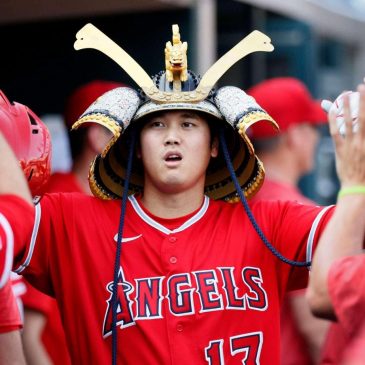 Column: Shohei Ohtani’s unique deal with the Los Angeles Dodgers turns baseball on its head