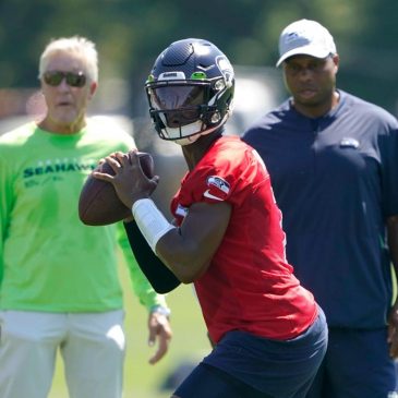 Chicago Bears hire Seattle Seahawks assistant Kerry Joseph as their quarterbacks coach