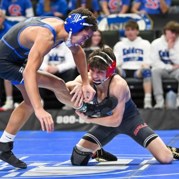 State wrestling: Simley wins program record sixth straight state title