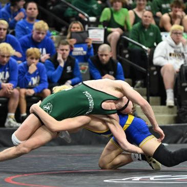 State wrestling: A year later, St. Michael-Albertville gets its title with convincing win over Mounds View