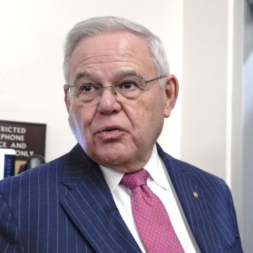 New Jersey businessman pleads guilty and agrees to cooperate in case against Sen. Bob Menendez