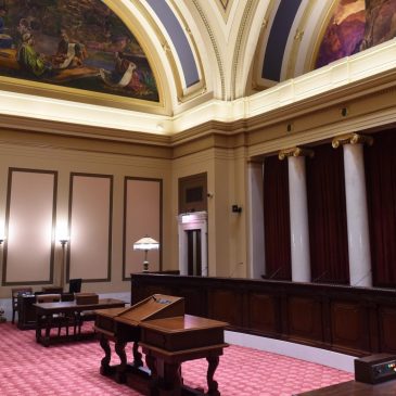 Panel names 6 finalists for 2 open seats on MN Supreme Court