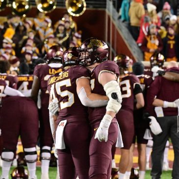 Gophers football: Enormous right tackle Aluma Nkele joins from UTEP