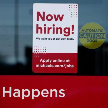 Minnesota gains 11,000 jobs in March, unemployment steady at 2.7%