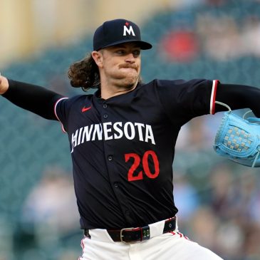 Twins starter Paddack tagged early in 5-1 series-opening loss to Yankees