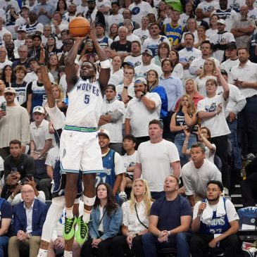 Dane Mizutani: Anthony Edwards is the best player on the Timberwolves. They need him to play like it.