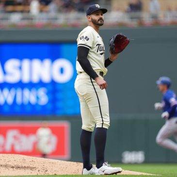 Pablo López hit hard again in Twins’ loss to Rangers