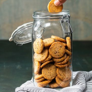 Recipe: Gruyere cheese crackers are an irresistible snack