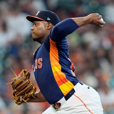 Valdez throws 7 strong innings, Alvarez homers twice in Astros’ 5-2 victory over Twins