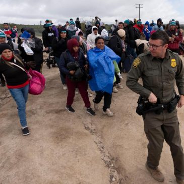 How Biden’s new order to halt asylum at the US border is supposed to work