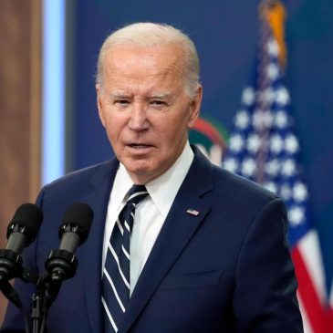 Noah Feldman: Biden’s immigration order is built to fail