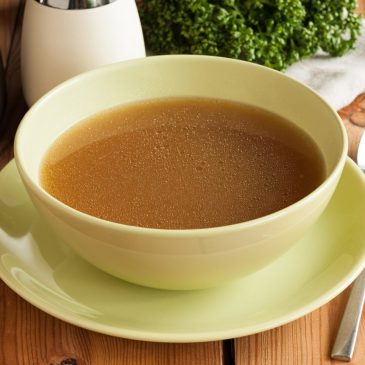 Bone broth buzz: Is this trendy diet worth the hype?