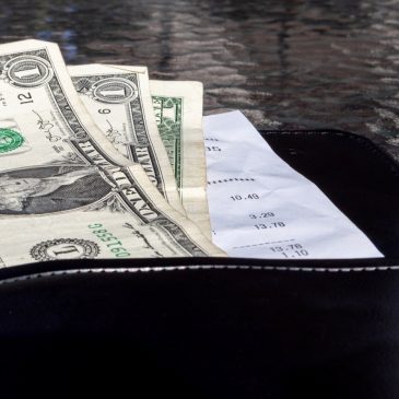 Survey: More than 1 in 3 Americans think tipping culture has gotten out of control