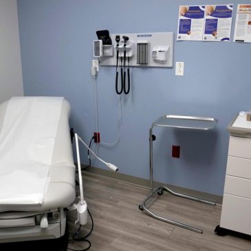 Judge dismisses lawsuit challenging federal rules to accommodate abortions for workers