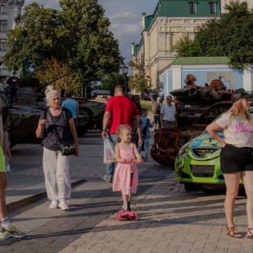 Trudy Rubin: Ukraine’s volunteer spirit buoys its fight against Russia