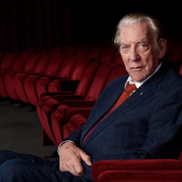 Donald Sutherland, the towering actor whose career spanned ‘M.A.S.H.’ to ‘Hunger Games,’ dies at 88