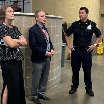 Minnesota Secretary of State visits Faribault prison to talk about voting rights