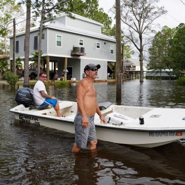 States beg insurers not to drop climate-threatened homes