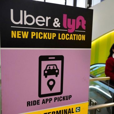 Uber and Lyft agree to pay drivers $32.50 per hour in Massachusetts settlement