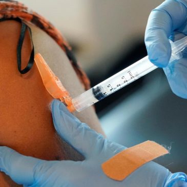 Lisa Jarvis: Boys need the HPV cancer vaccine as much as girls