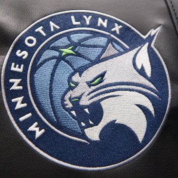 Époupa leads Lynx past Dallas 87-76 for best start in five years