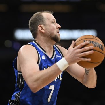 Timberwolves agree to one-year deal with Joe Ingles