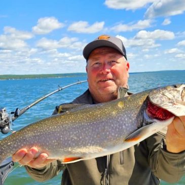 DNA confirms big Lake Superior fish was splake, not record brook trout