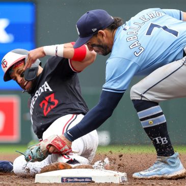 Royce Lewis lands on injured list; Twins call up top prospect Brooks Lee