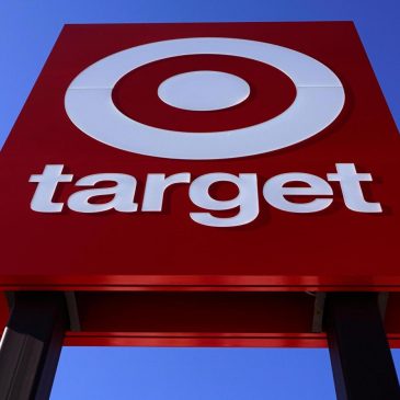 Target stores to stop accepting personal checks
