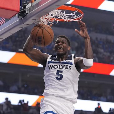 Report: Timberwolves will play Mavericks on Christmas Day in Dallas