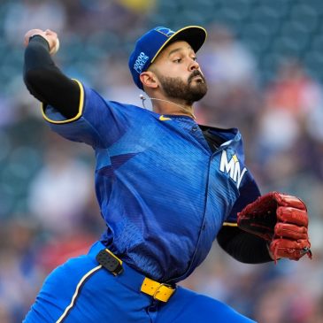 Pablo López dominates Blue Jays as Twins snap losing streak