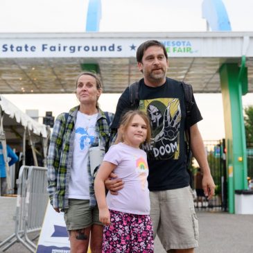 For those first in line at the Minnesota Fair, ‘everything’s fresh. It’s all clean.’