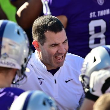 College football: St. Thomas sees both lines as sources of strength