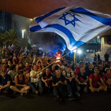 Could mass protests in Israel over the hostages persuade Netanyahu to agree to a cease-fire deal?