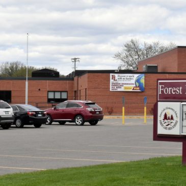 Forest Lake School District plan would move sixth-graders to middle school, consolidate two elementary schools