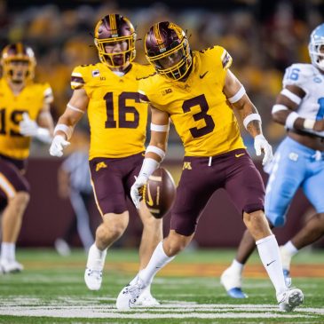 How the Gophers are handling star prospect Koi Perich