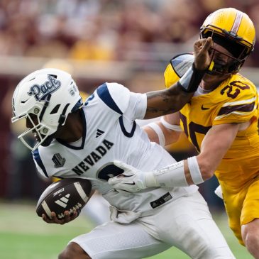 Stifling Gophers’ defense helps carry 27-0 win over Nevada